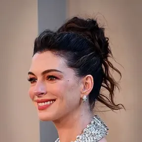 Anne Hathaway