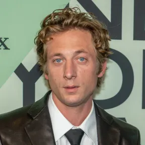 Jeremy Allen White